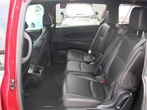 Used 2023 Honda Odyssey Sport image 12