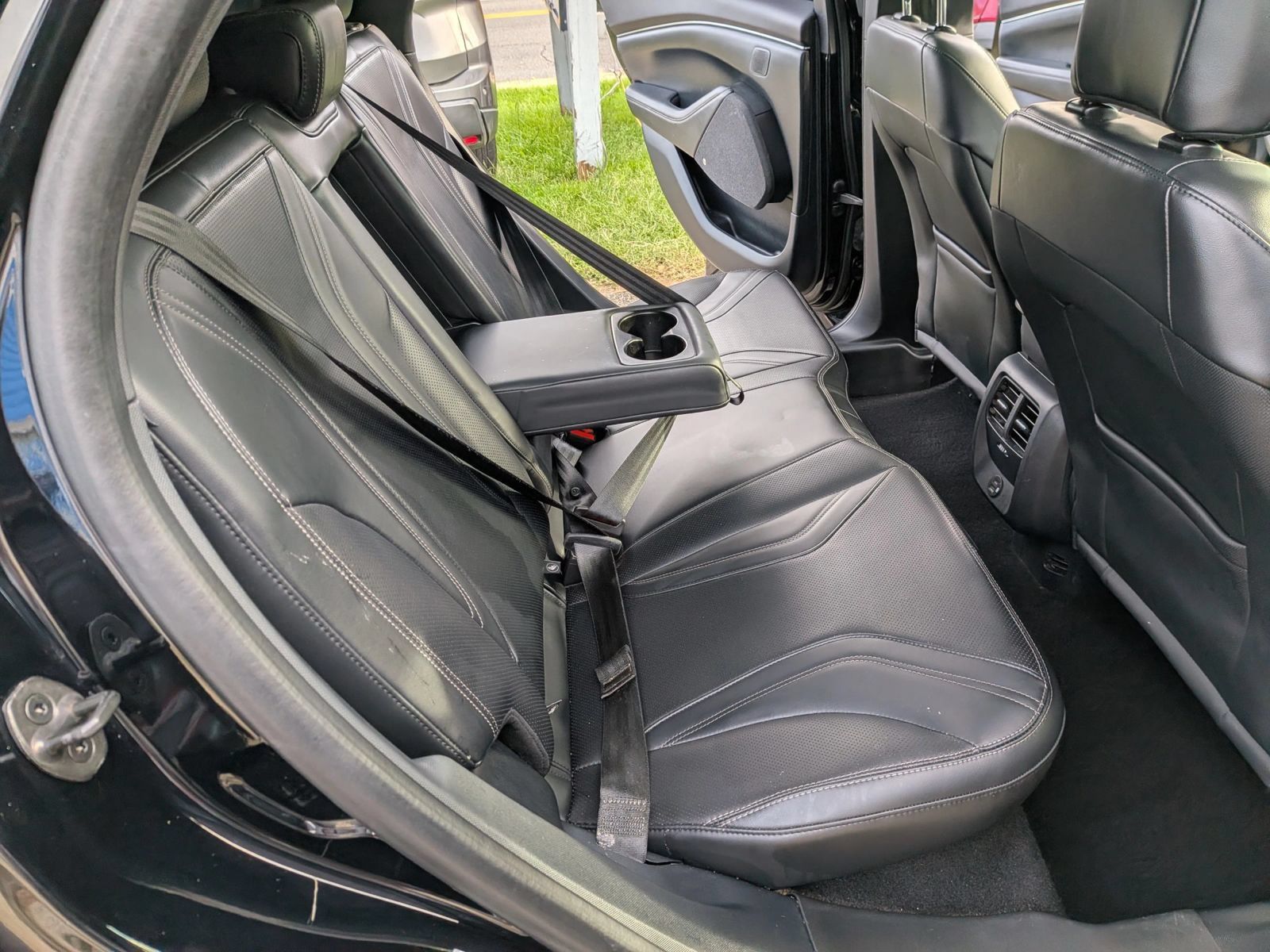 Used 2022 Ford Mustang Mach-E Premium RWD image 39