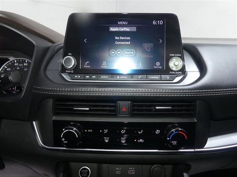 Used 2023 Nissan Rogue S AWD/4WD image 35
