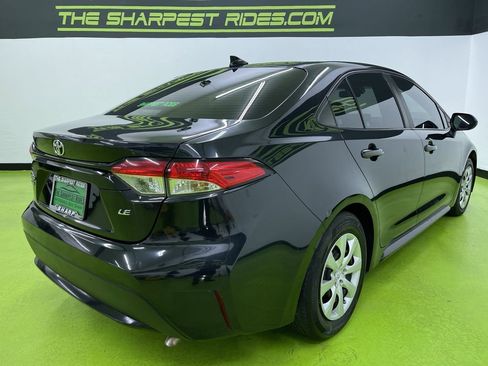 Used 2022 Toyota Corolla LE image 10