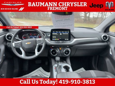 Used 2024 Chevrolet Blazer LT w/ Convenience Package image 17