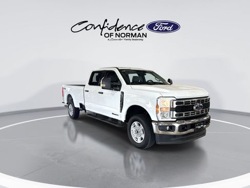 Used 2026 Ford F350 XLT AWD/4WD image 11