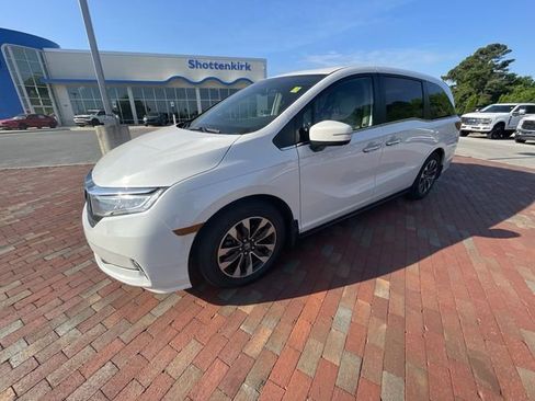 Certified 2023 Honda Odyssey EX-L image 12