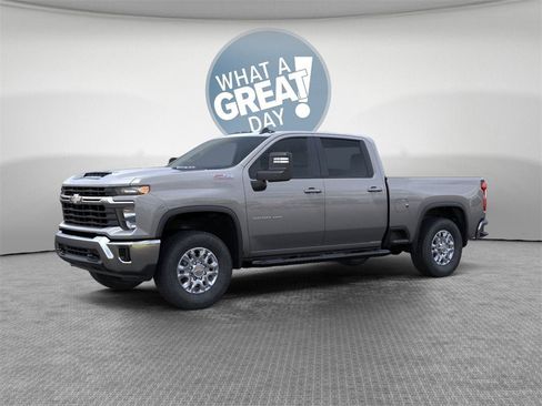 New 2026 Chevrolet Silverado 2500 LT w/ Convenience Package image 2