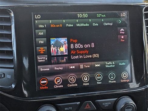 Certified 2022 Jeep Grand Cherokee Laredo X image 22