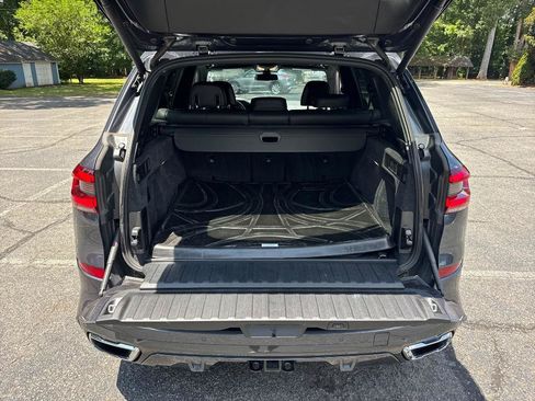 Used 2019 BMW X5 xDrive40i w/ M Sport Package AWD/4WD image 6