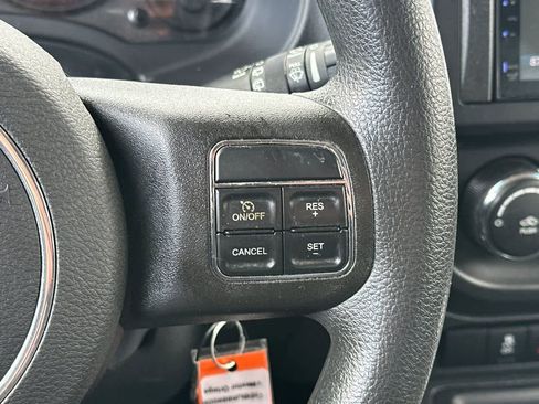 Used 2016 Jeep Patriot Sport w/ Power Value Group image 24