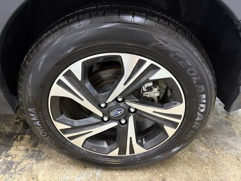 Used 2024 Subaru Crosstrek 2.0i Premium AWD/4WD image 21