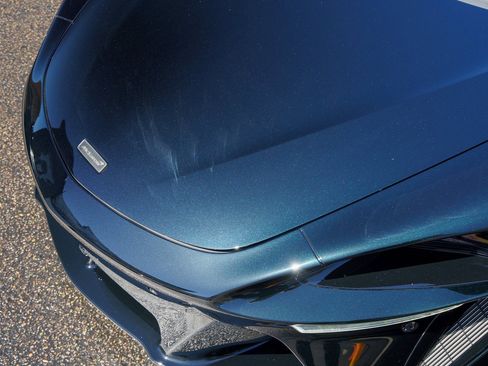 Used 2025 McLaren Artura image 26