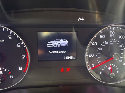 Used 2019 Kia Forte LXS image 12