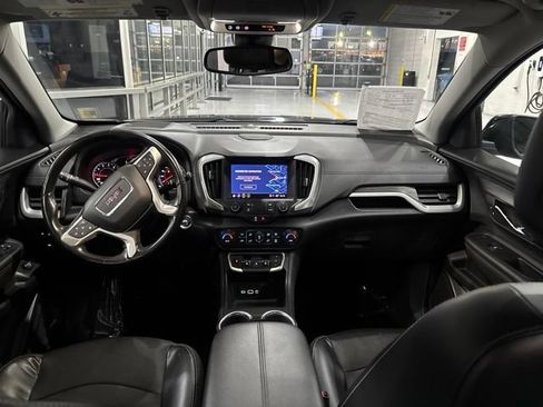 Used 2022 GMC Terrain SLT w/ Infotainment Package II FWD image 38
