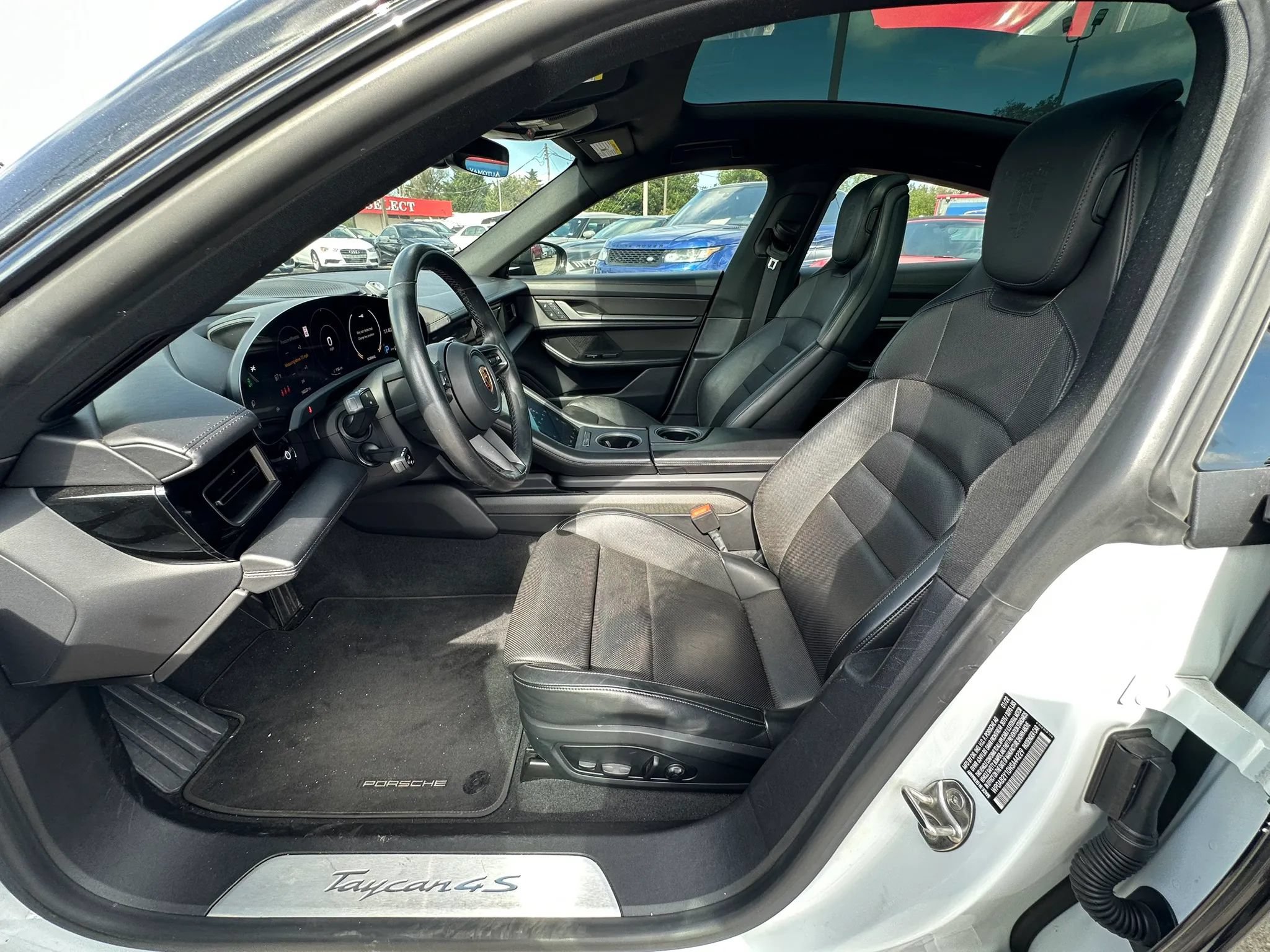 Used 2022 Porsche Taycan 4S AWD/4WD image 10