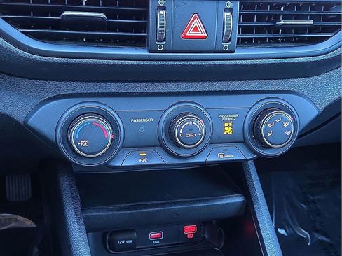 Used 2024 Kia Forte LXS image 27