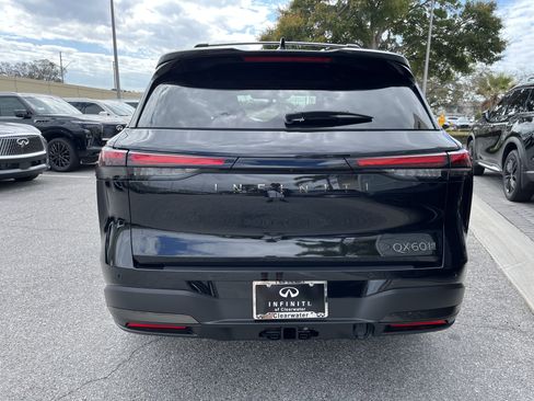 New 2026 INFINITI QX60 Autograph image 4