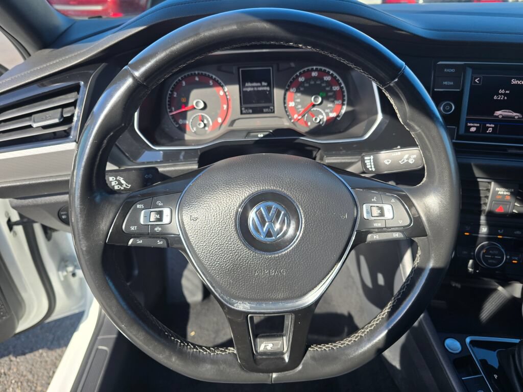 Used 2019 Volkswagen Jetta R-Line FWD image 22