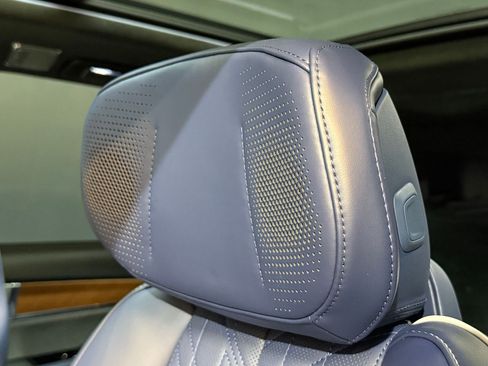 New 2026 Cadillac Vistiq Premium Luxury AWD/4WD image 27