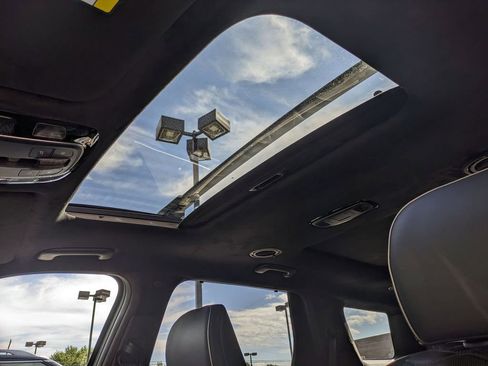 Used 2022 Hyundai Palisade Calligraphy image 20