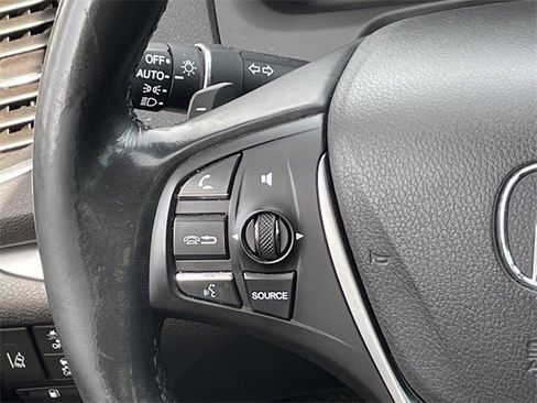 Used 2019 Acura TLX image 12