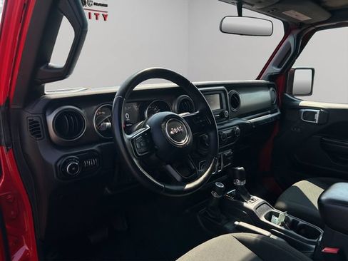 Used 2019 Jeep Wrangler Sport AWD/4WD image 28