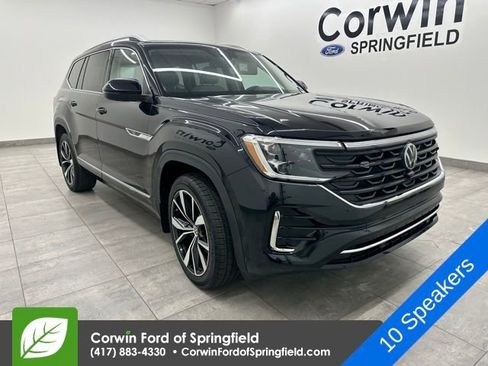 Used 2024 Volkswagen Atlas SEL Premium R-Line image 5
