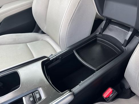 Used 2020 Honda Accord LX image 25