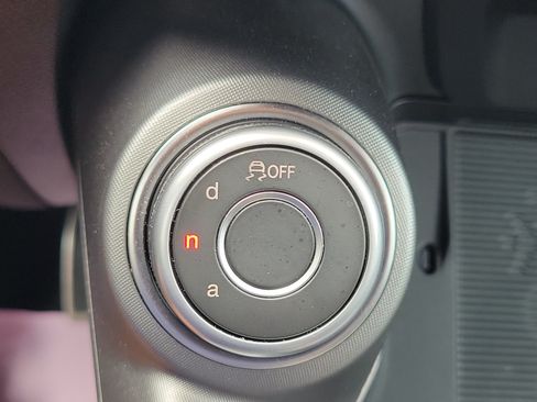 Used 2025 Alfa Romeo Tonale AWD/4WD image 25
