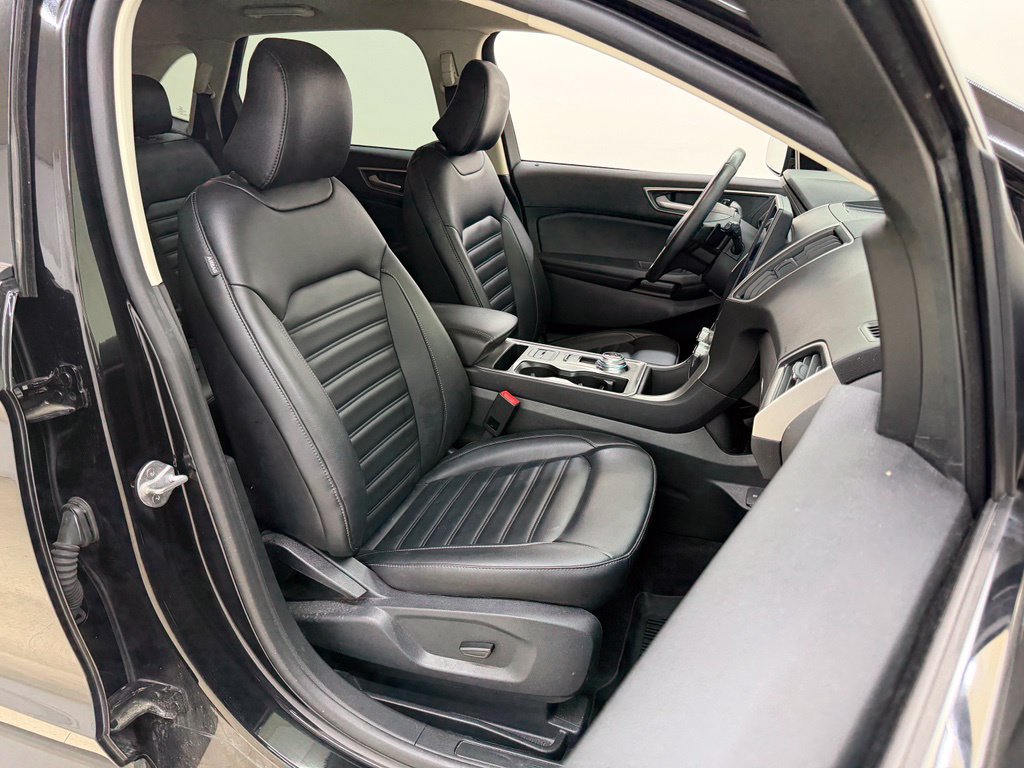 Used 2024 Ford Edge SEL w/ Convenience Package AWD/4WD image 11