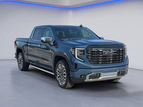 Used 2025 GMC Sierra 1500 Denali Ultimate AWD/4WD image 5