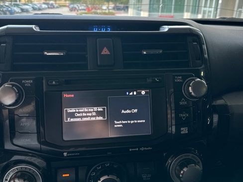 Used 2019 Toyota 4Runner TRD Off-Road AWD/4WD image 27