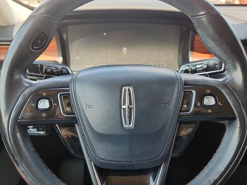Used 2020 Lincoln Aviator Reserve w/ Equipment Group 202A AWD/4WD image 19