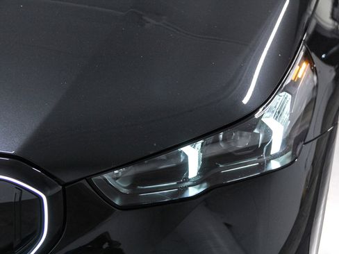 New 2026 BMW 540i xDrive w/ Executive Package AWD/4WD image 10