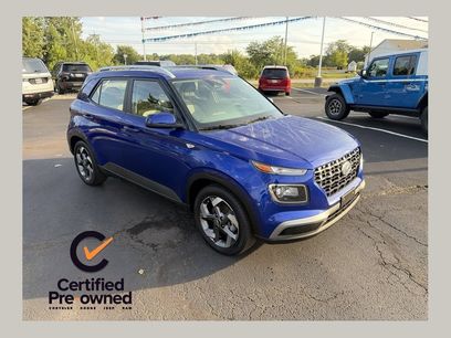 Used 2025 Hyundai Venue SEL