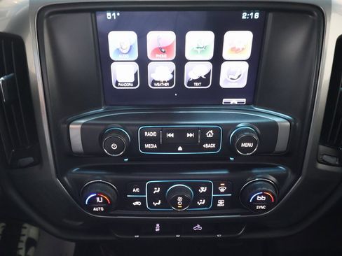 Used 2015 Chevrolet Silverado 2500 LT w/ LT Convenience Package image 21