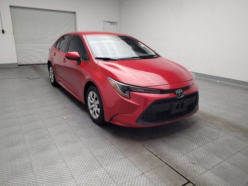 Used 2021 Toyota Corolla LE image 13