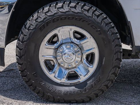 Used 2020 RAM 3500 Big Horn image 32