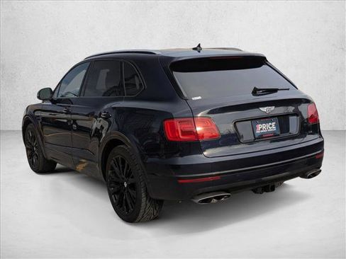 Used 2017 Bentley Bentayga image 7