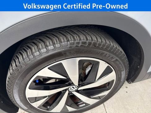 Certified 2022 Volkswagen ID.4 Pro S w/ Gradient Package image 30