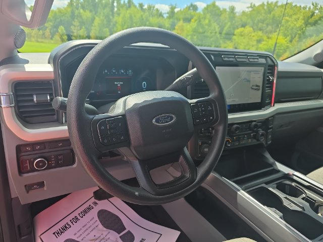 Used 2024 Ford F250 XLT w/ Black Appearance Package AWD/4WD image 16