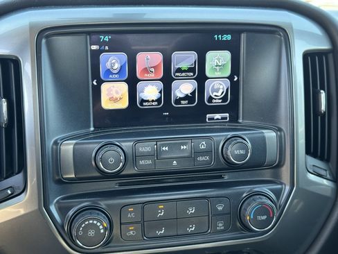 Used 2018 Chevrolet Silverado 1500 LT w/ LT Convenience Package image 18