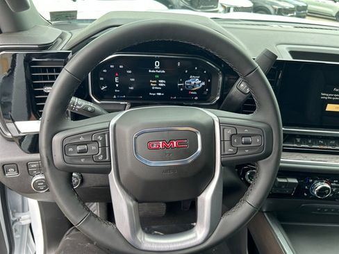 New 2026 GMC Sierra 2500 SLT w/ SLT Premium Package image 17