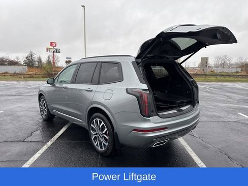 Used 2024 Cadillac XT6 Sport image 13