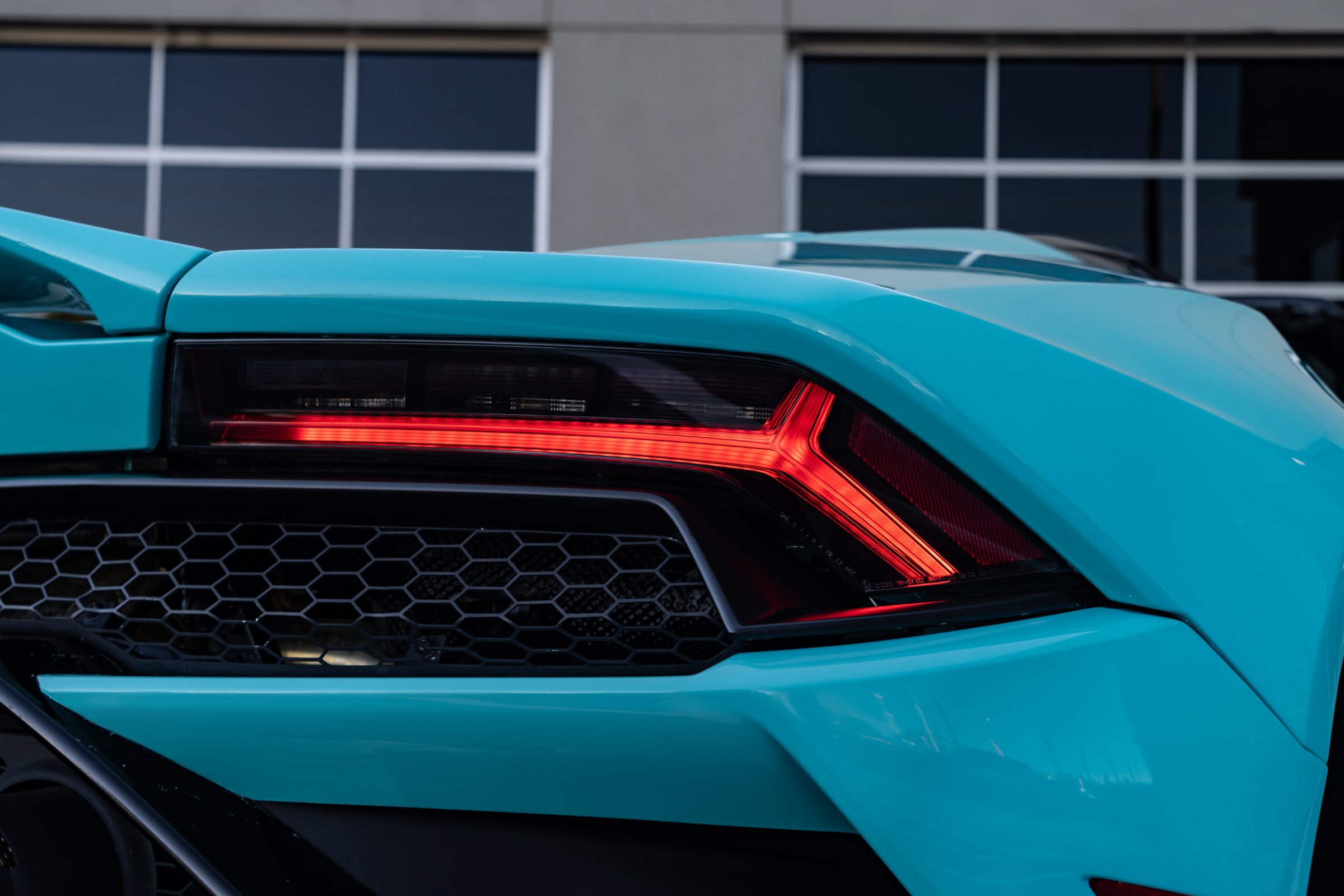 Used 2023 Lamborghini Huracan EVO RWD image 15