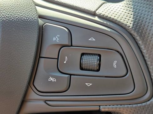 New 2026 Buick Envista Sport Touring w/ Convenience II Package FWD image 14