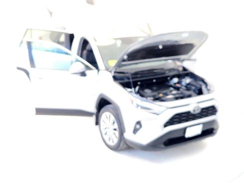 Certified 2022 Toyota RAV4 XLE Premium image 21