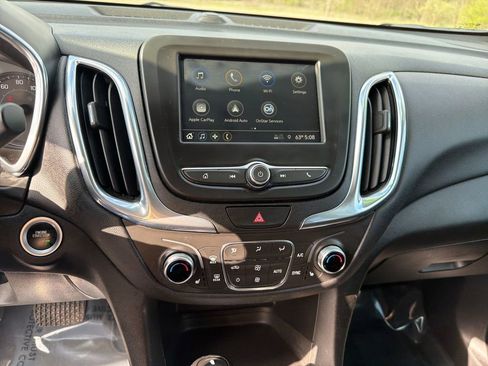 Used 2019 Chevrolet Equinox LT FWD image 16