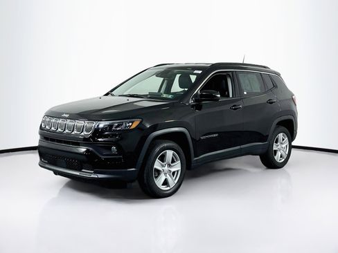 Used 2022 Jeep Compass Latitude AWD/4WD image 1