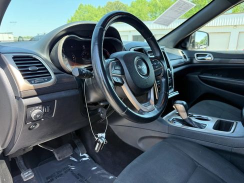 Used 2016 Jeep Grand Cherokee Laredo image 8