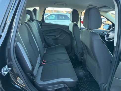 Used 2015 Ford Escape S image 40