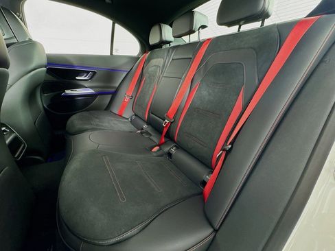 New 2026 Mercedes-Benz E 53 AMG e 4MATIC Sedan image 7