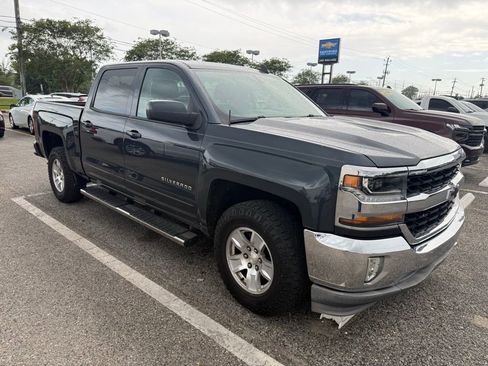 Used 2017 Chevrolet Silverado 1500 LT w/ All Star Edition image 6